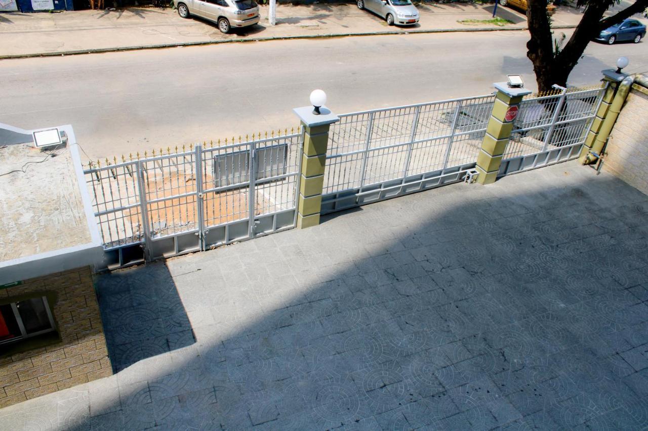 Residence Le Carat Bonapriso Douala Eksteriør bilde