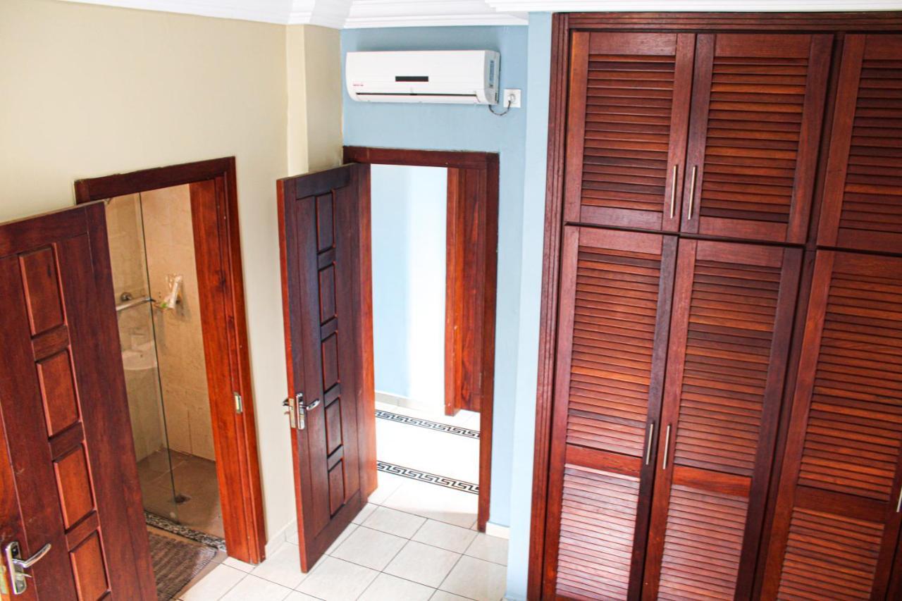 Residence Le Carat Bonapriso Douala Eksteriør bilde