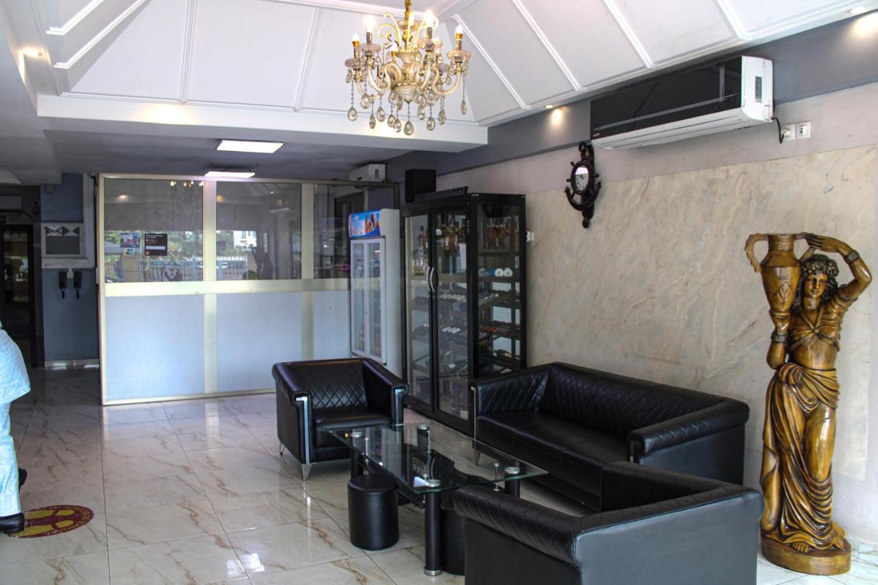 Residence Le Carat Bonapriso Douala Eksteriør bilde