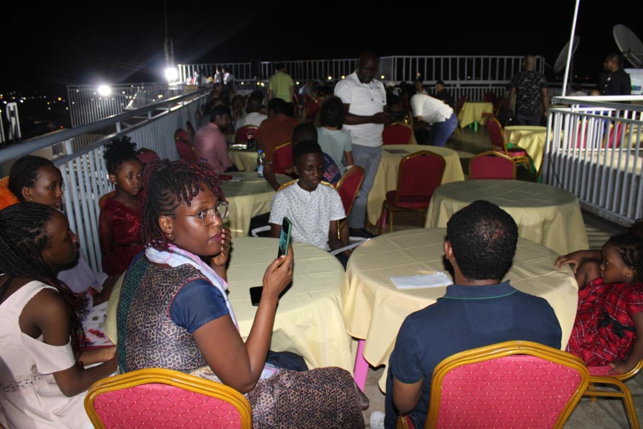 Residence Le Carat Bonapriso Douala Eksteriør bilde