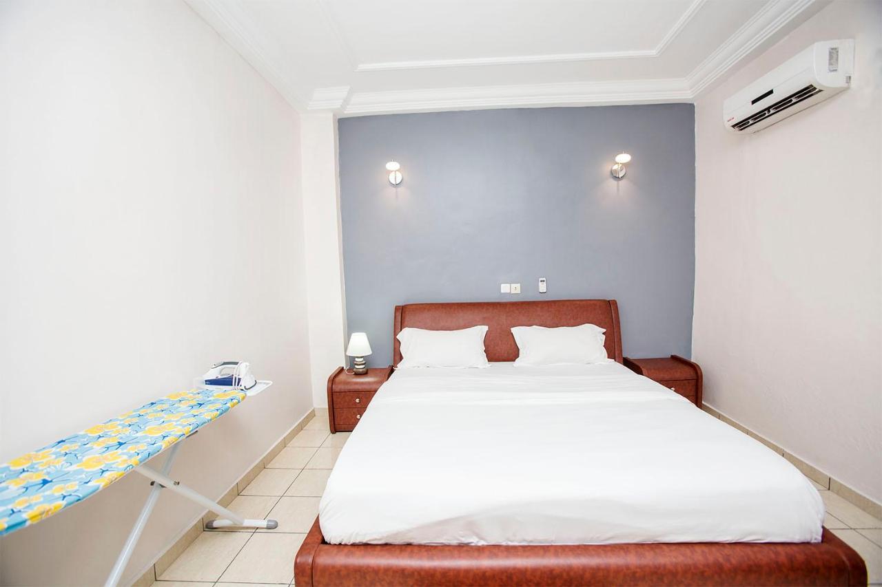 Residence Le Carat Bonapriso Douala Eksteriør bilde